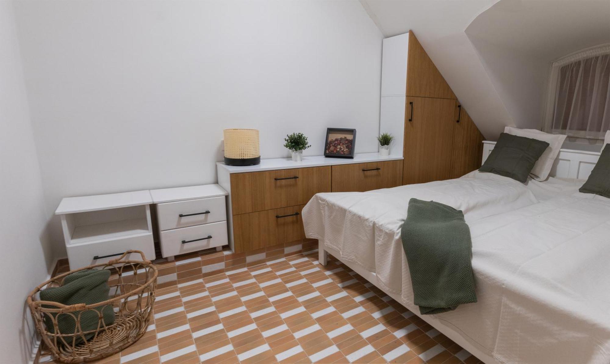 Pecsely House Apartman Экстерьер фото